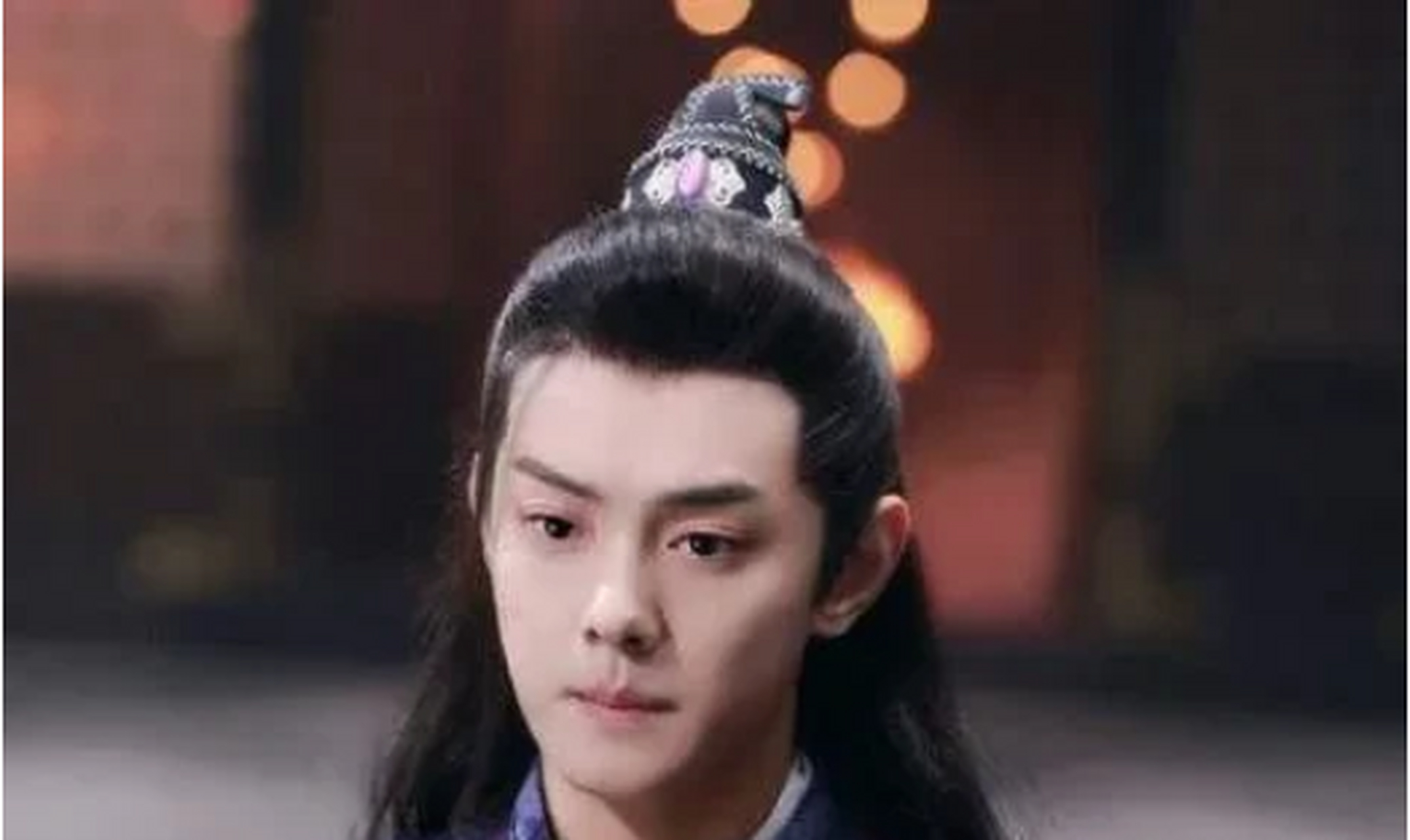 乐昌公主是后主陈叔宝的妹妹,才华容貌无人能及,嫁给了太子舍人徐德言