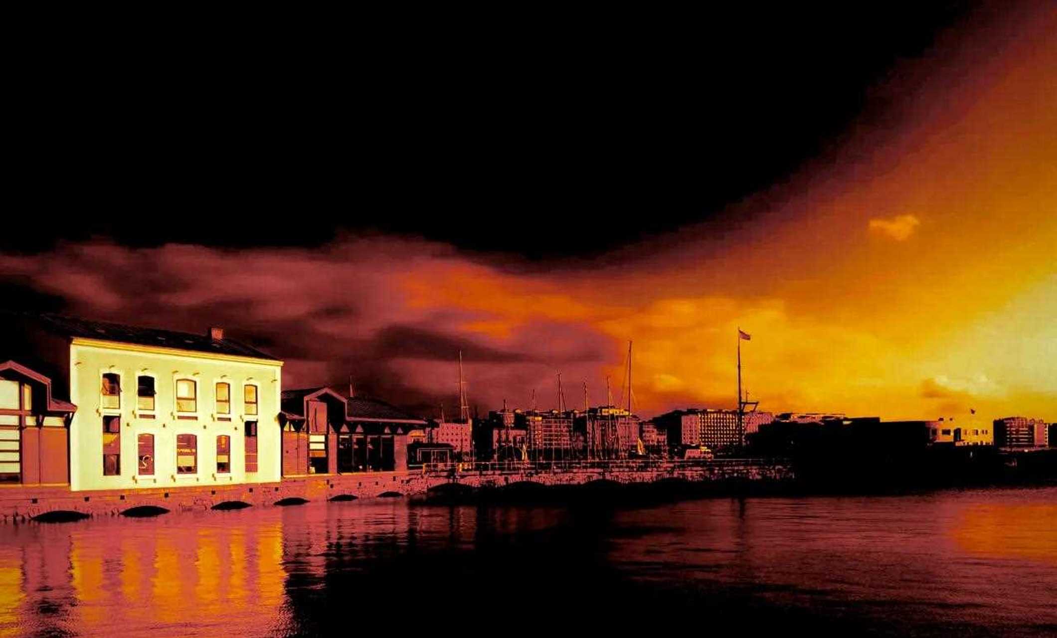 伍迪·艾伦的电影《午夜巴塞罗那》,虽然名字为午夜巴塞罗那,部分场景