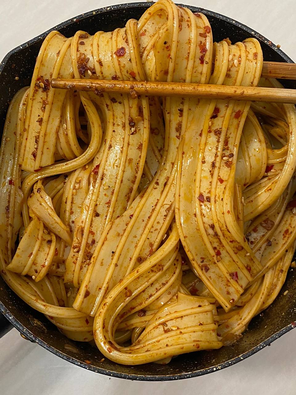 超好吃又简单的麻辣芋头粉,q弹爽滑 家人们~我会做小时候那种辣条芋头