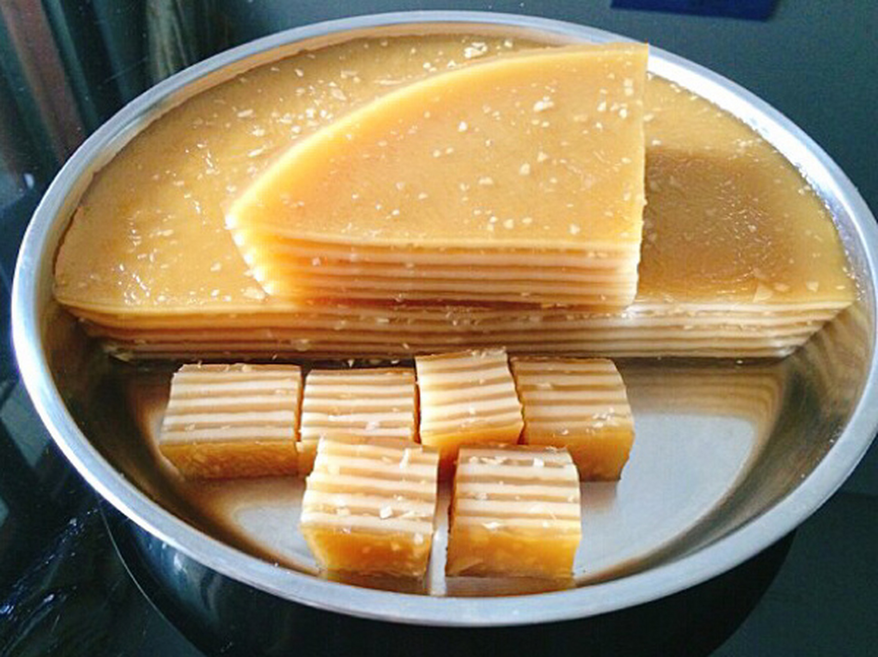 请你们相信,这是我第一次做千层马蹄糕,以前做过桂花椰汁糕,芒果椰汁