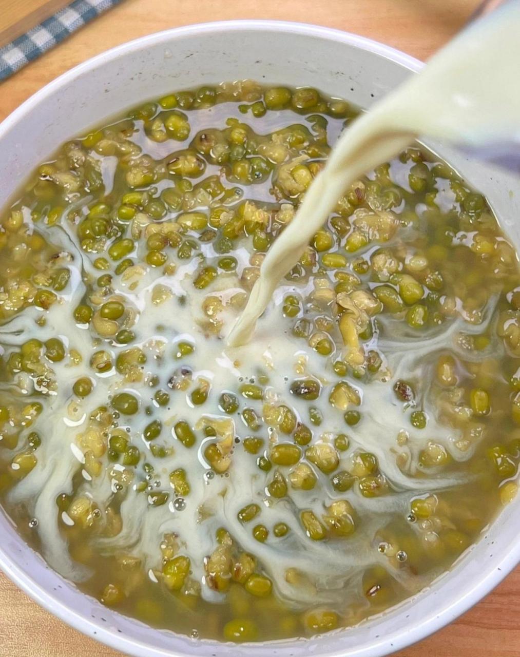 整个夏天都在喝它❗❗解暑神器绿豆沙牛乳～|||夏天少不了的绿豆