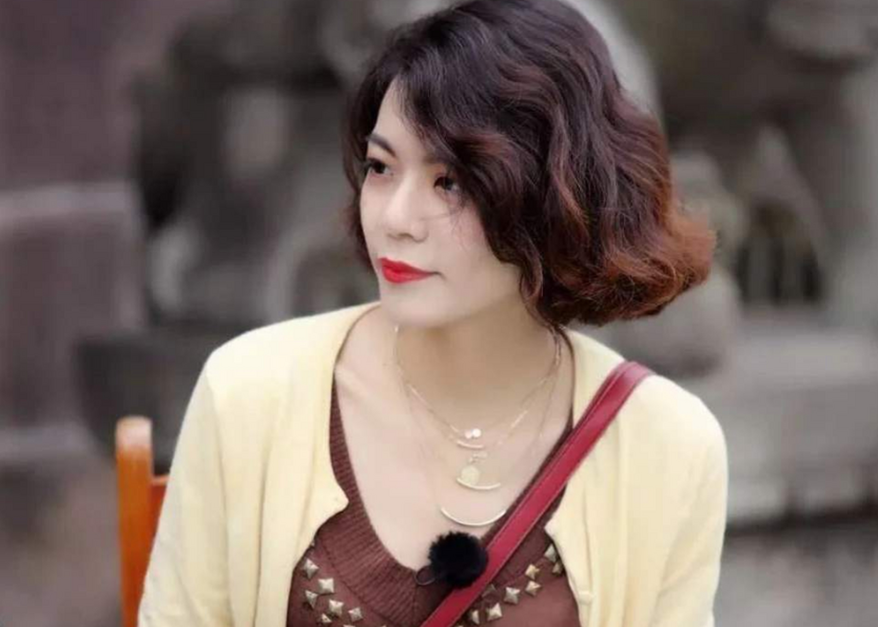 回顾复旦女神陈果:从"万人迷"到被万人炮轰,用了"耄耋"二字 她在央视