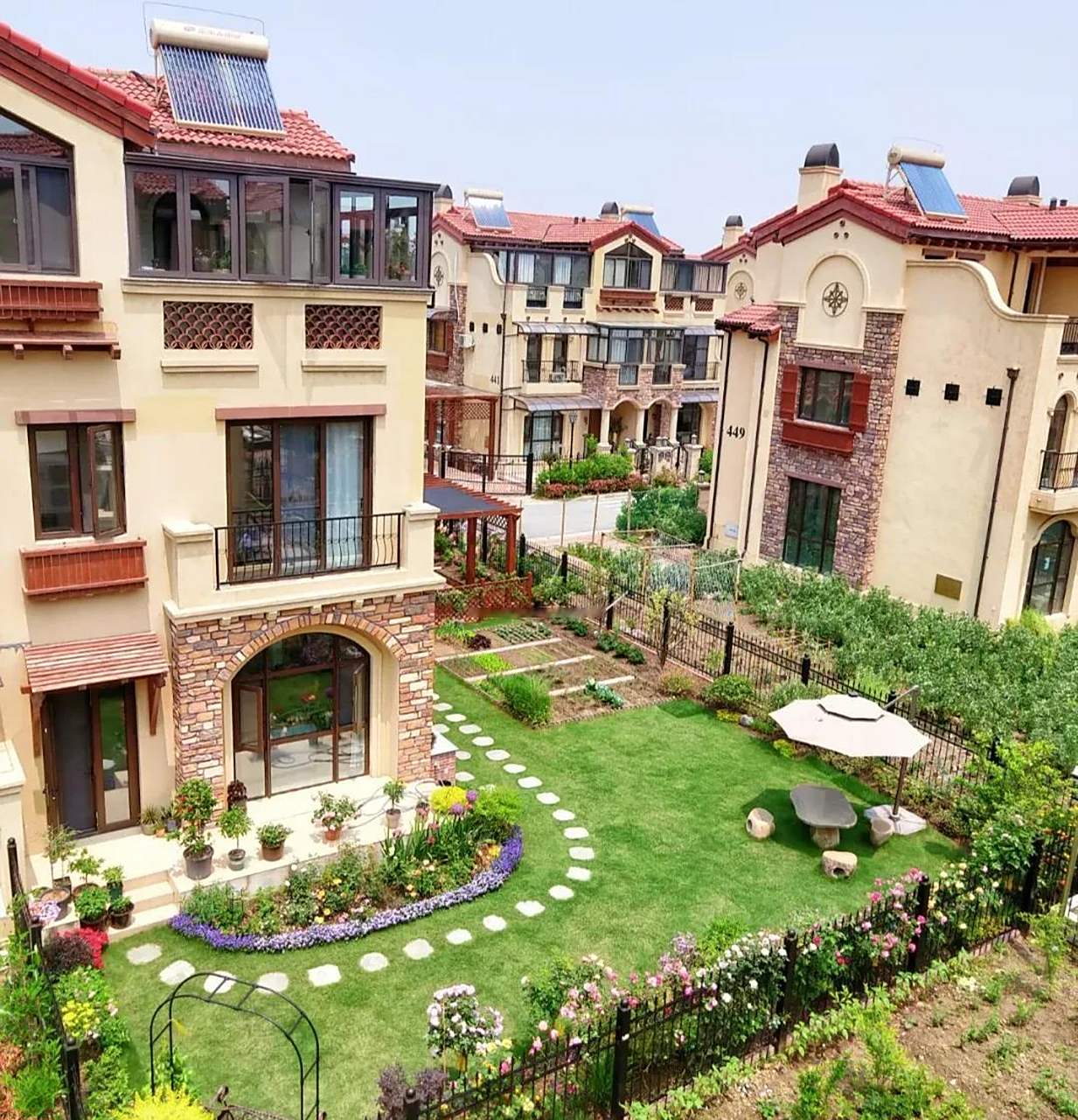 被全网几百万人羡慕的小院,我玩的摩尔庄园都没这么豪华!