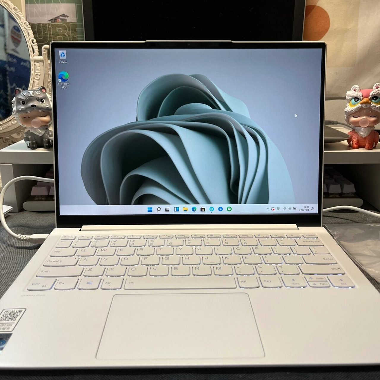 联想yogapro 13s好看就完了  联想yoga pro 13s,一款轻薄且高颜值的