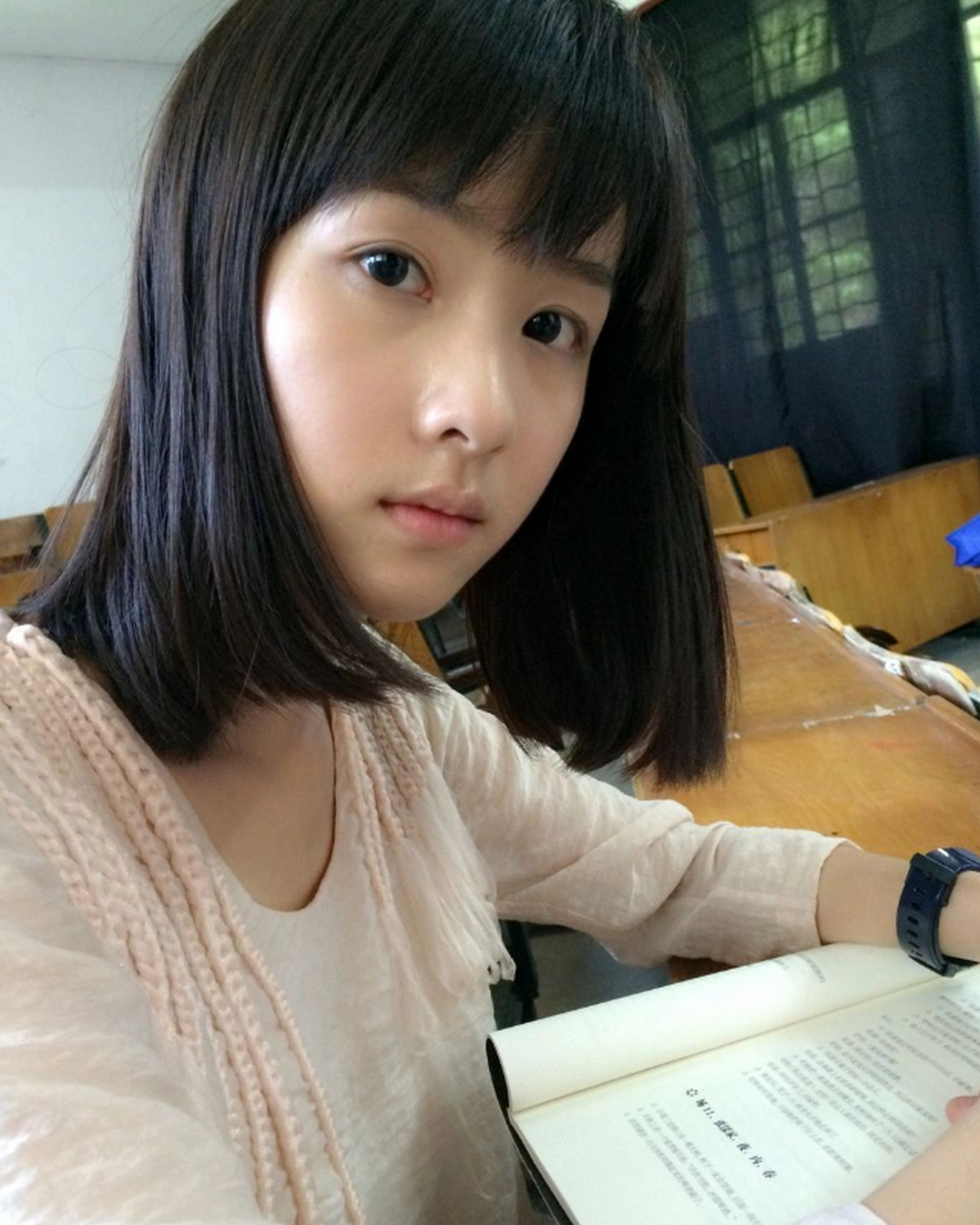 左耳时期的陈都灵,皮肤状态绝了,女高即视感 676767