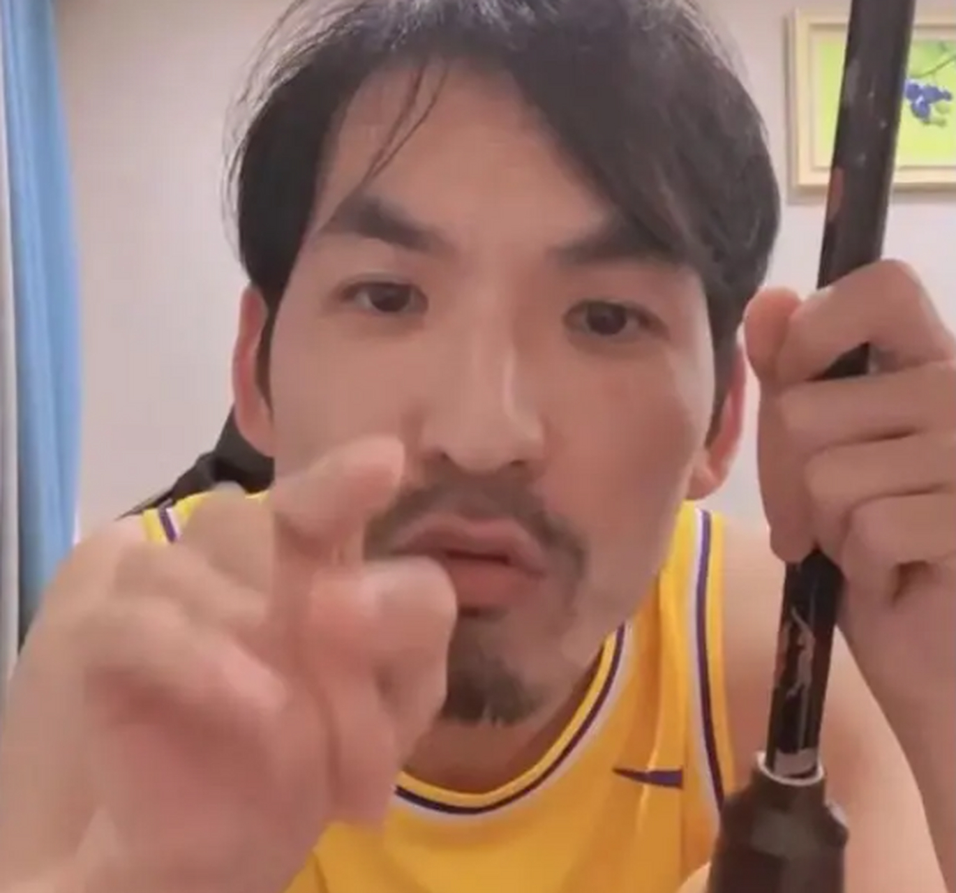 网红铁头在带货翻车之后,号称下一个目标是衡水中学?