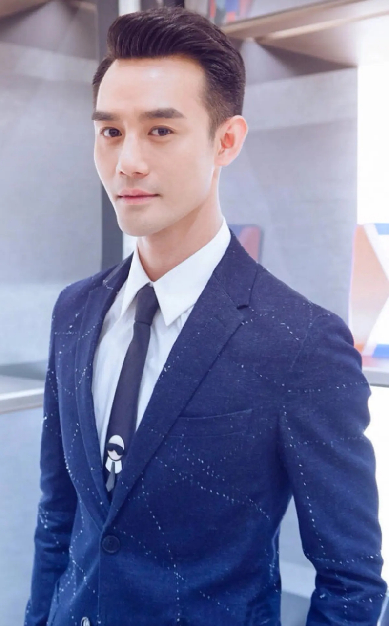 王凯23岁就签约了华谊,觉得自己要火了,拿出所有积蓄在北京首付了一套