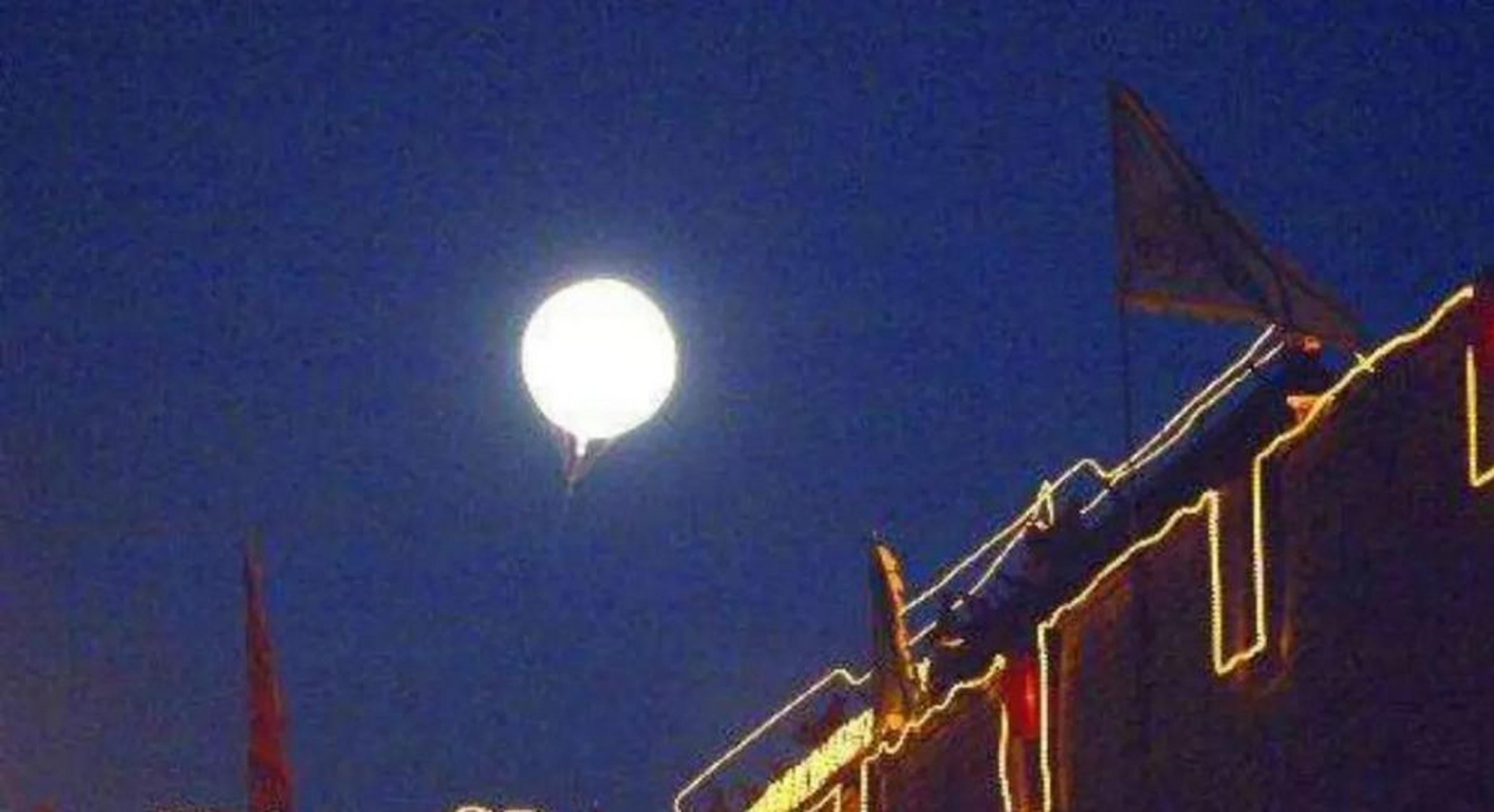 为何没消息了? 你有想象过人造月亮吗?近年来,似乎"人造"一词特别火.