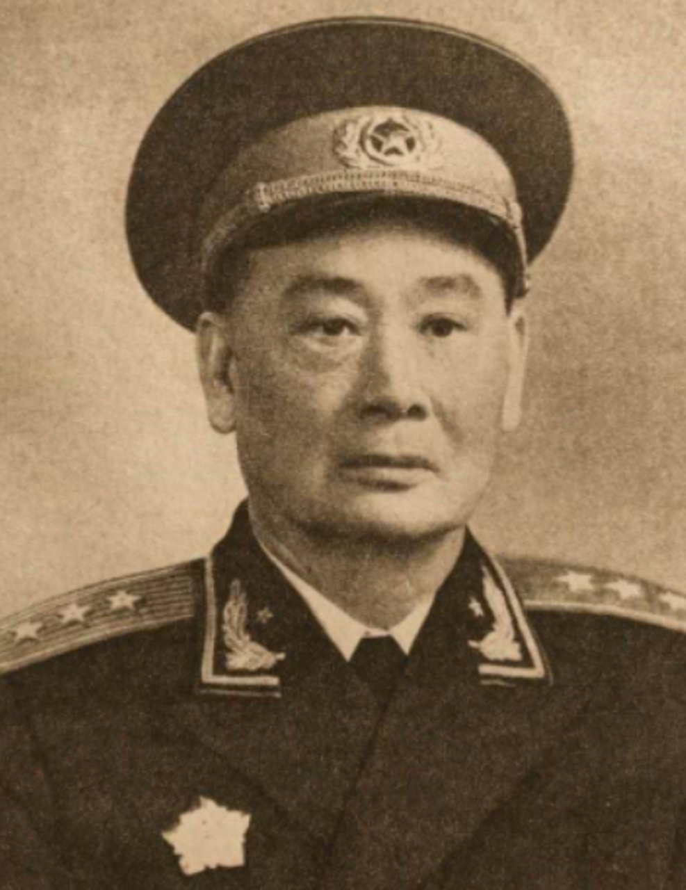 1948年秋,济南战役揭开了解放战争战略决战的序幕.