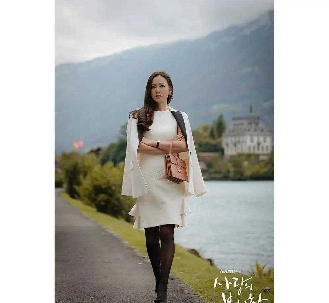 孙艺珍新剧look合集,职场,甜美,休闲每一套我都可以!