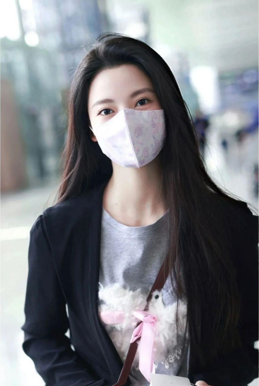 珍妮机场同款穿搭 可爱又气质～ 孙珍妮机场穿搭,可可爱爱,少女感满满