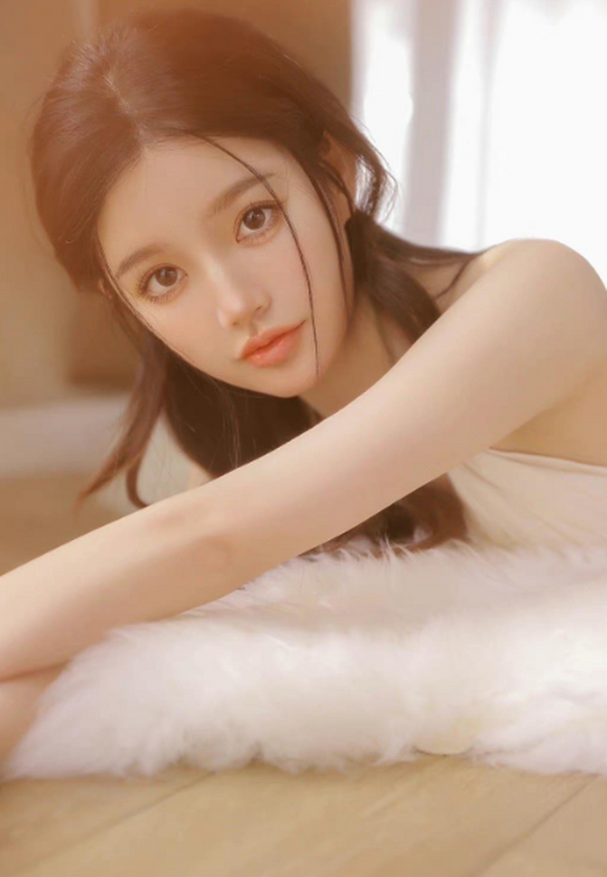 如花在野 温柔热烈#养眼美女# #性感美女# #美女