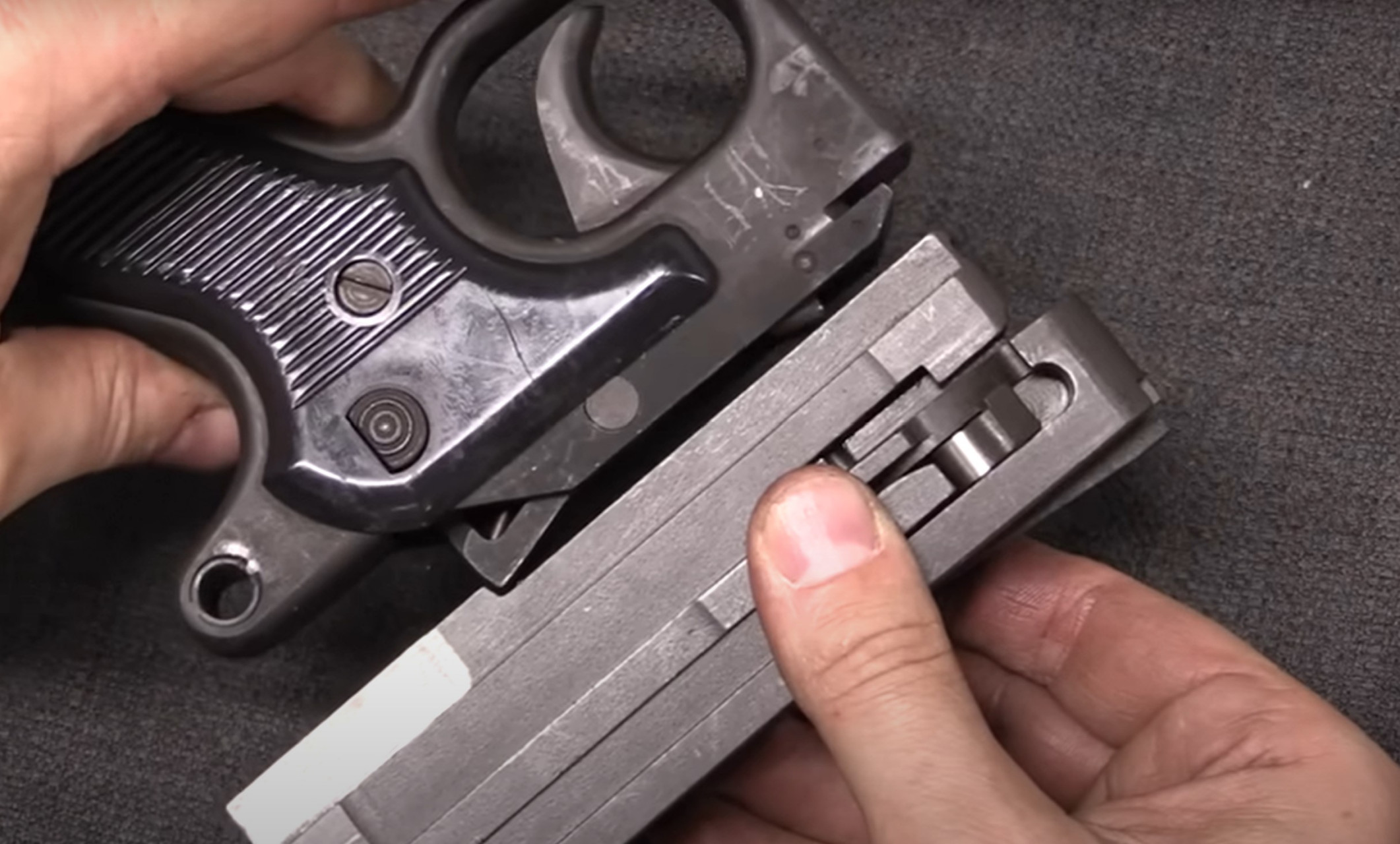 法国aa52机枪拆解,二战后的机械制造感觉如何?