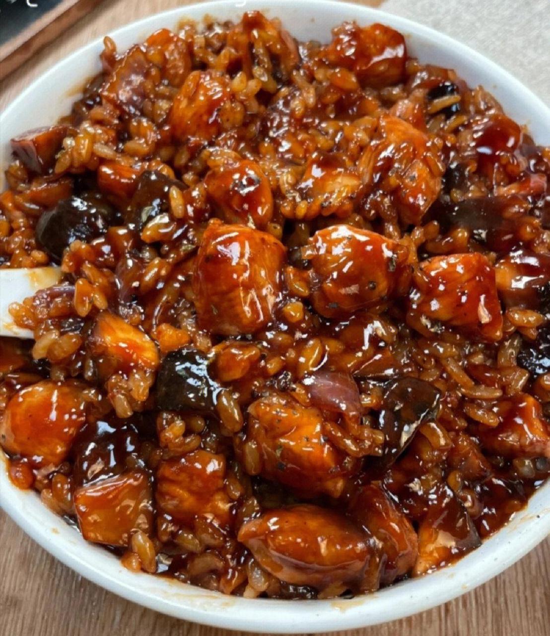 巨好吃的黑椒香菇鸡肉饭?