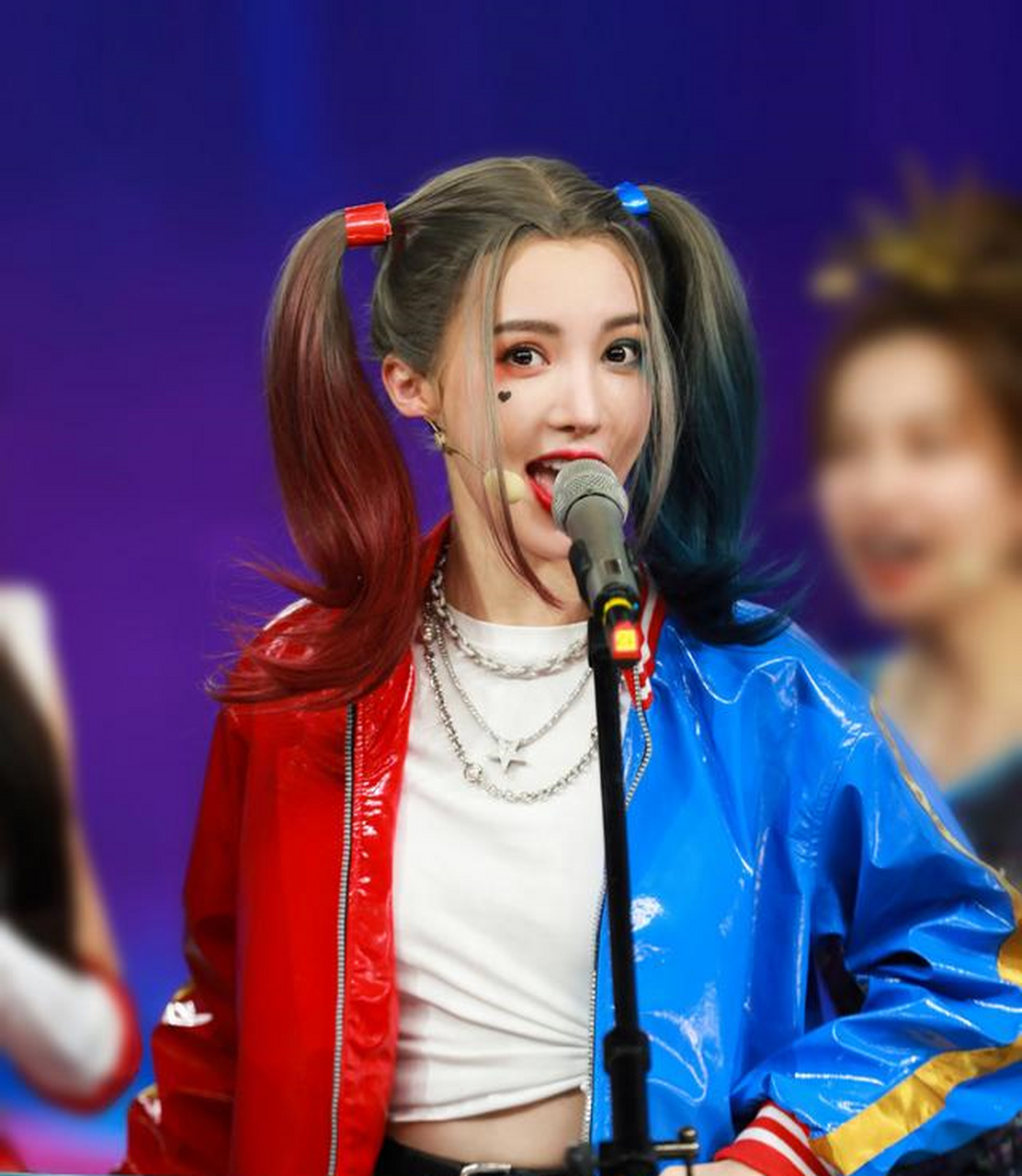 金晨角色扮演小丑女,她这个版本的小丑女有戳中你的心吗?