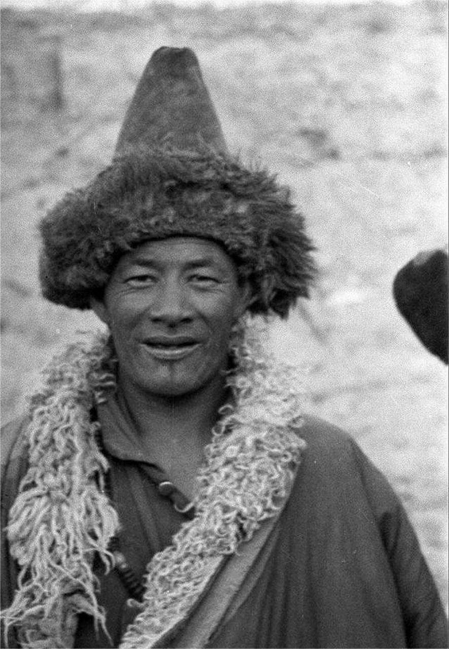 1932年青海藏族人物老照片 拍摄:哈里森.