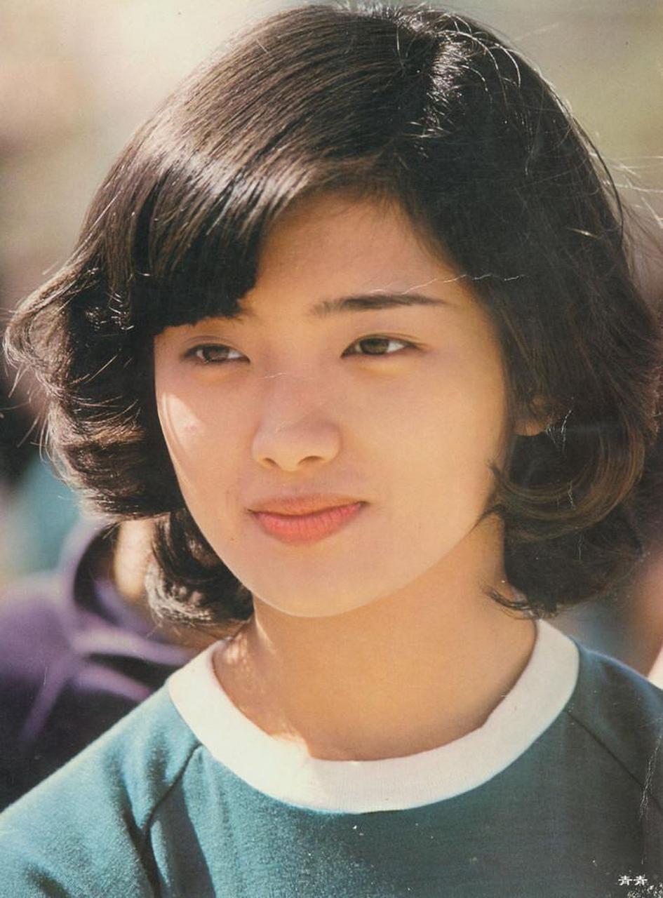 2002年日本女星山口百惠在节目中说自己是杨贵妃的后人,还向大家展示