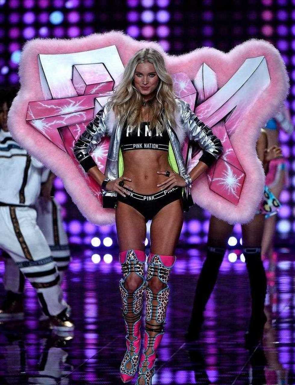 维密天使的pink系列和温柔的造型,哪套最美呢?[沙尘暴]