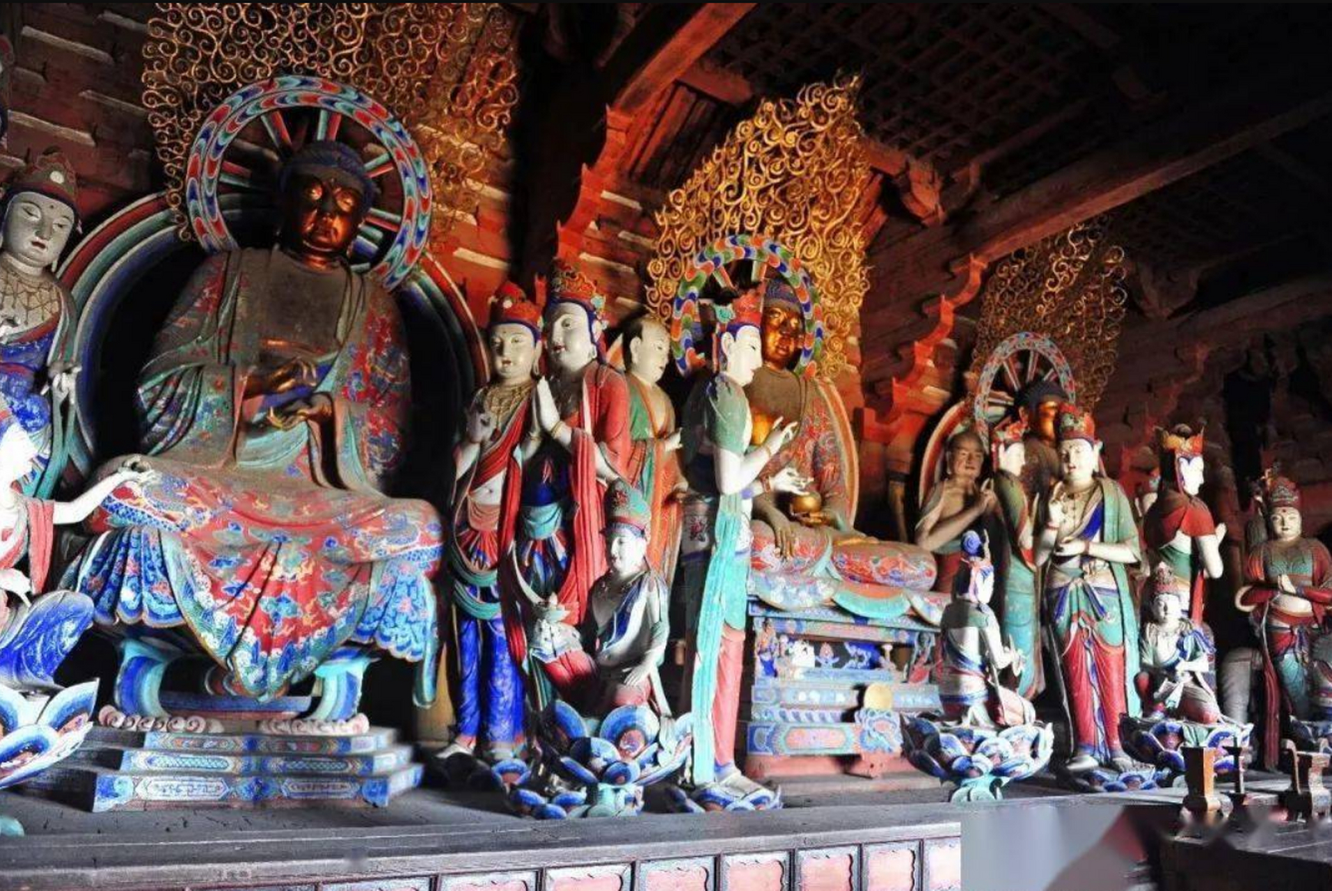 《中华文化课:寺庙道观雕塑》(自选配图2):佛光寺彩塑.