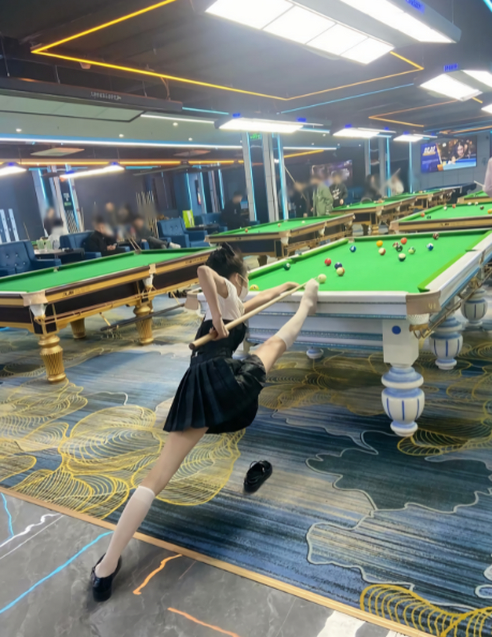 这家台球厅的陪练质量真的高.
