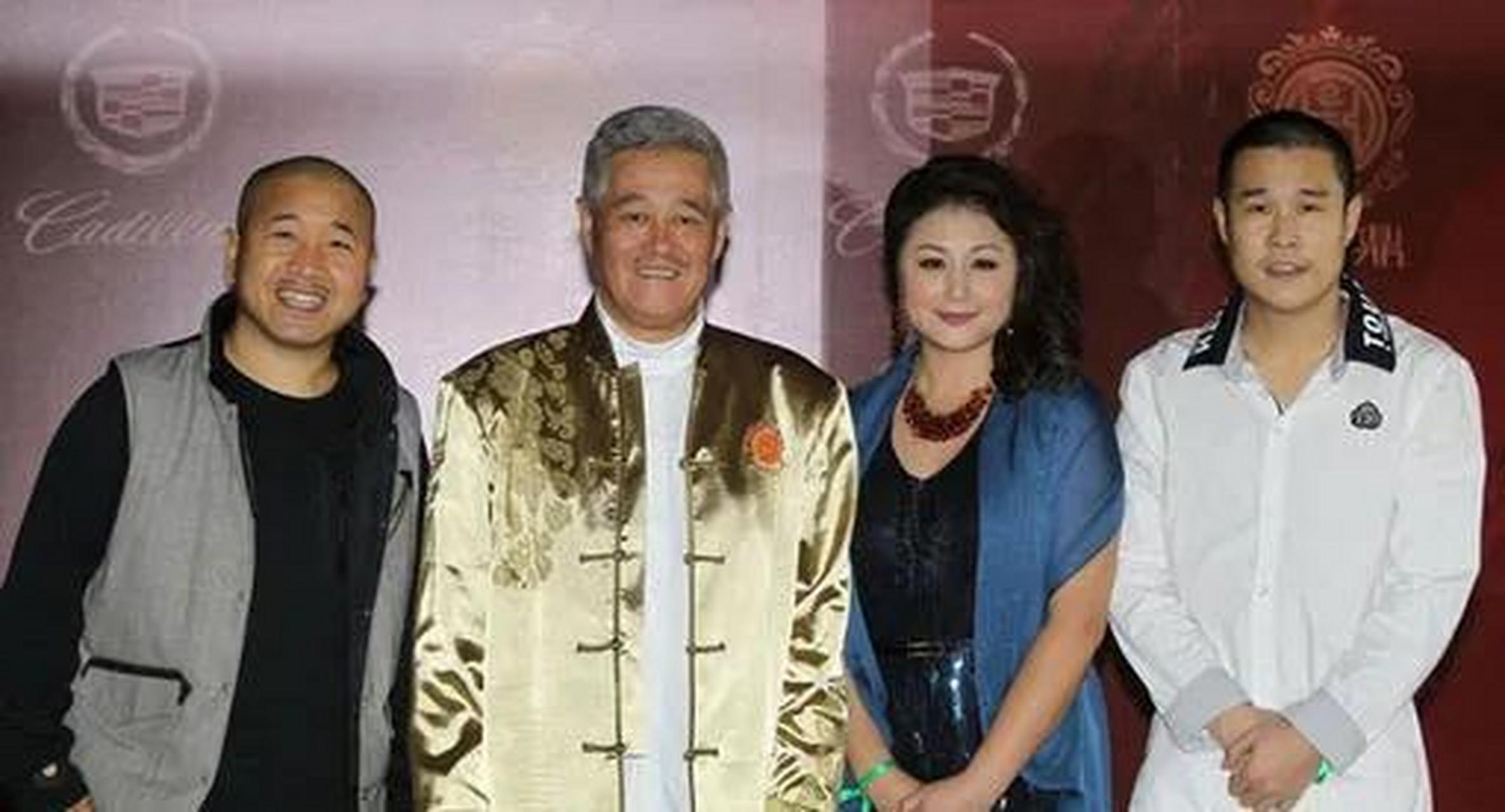 百家号星火计划# 赵本山谈于月仙时,说:"我对她其实不太满意!