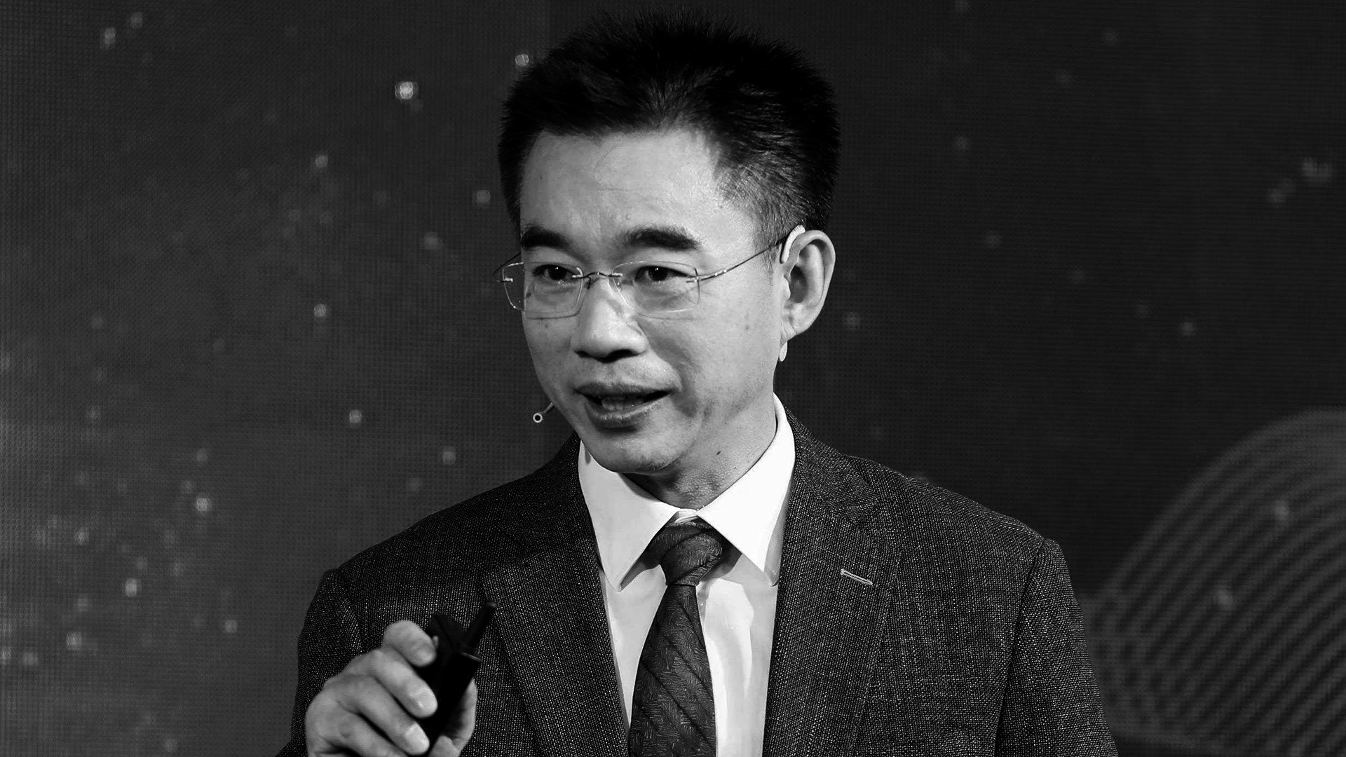 这些数字背后,有吴教授无数个日夜的坚守和付出