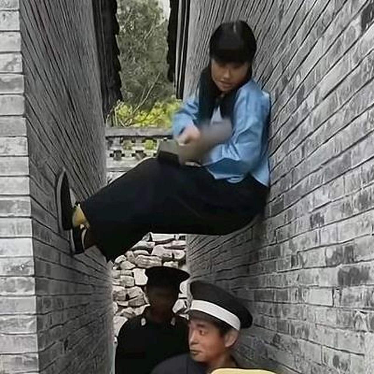 netizen:director,areyoustupidtobeanaudience?#电影杂谈#[开心]