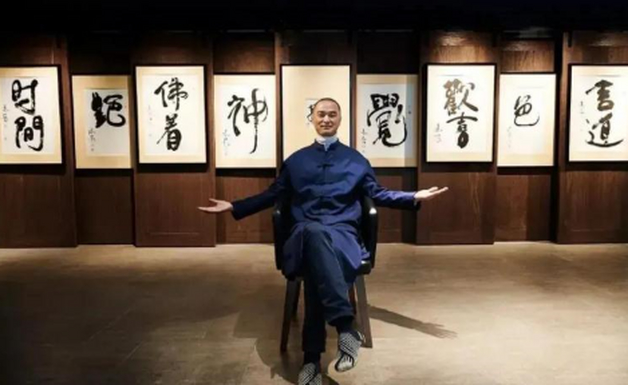 "跨行天王"冯唐表示:最希望孩子可以具备这12个能力和特质:   第一,会