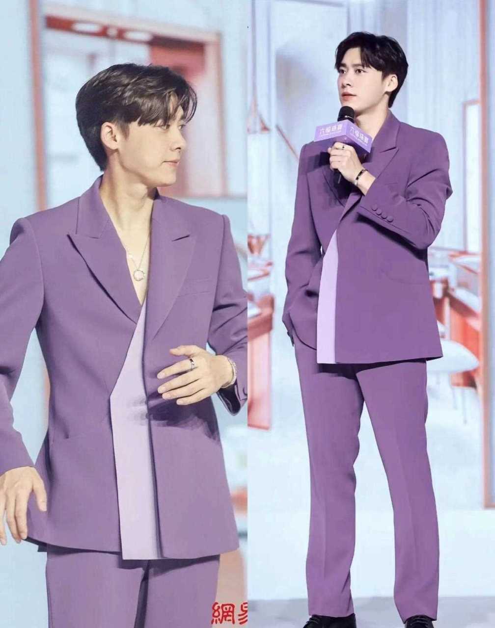 李易峰这一身藕紫色小套装,看上去怎么那么像美容院小工的工作服呢?