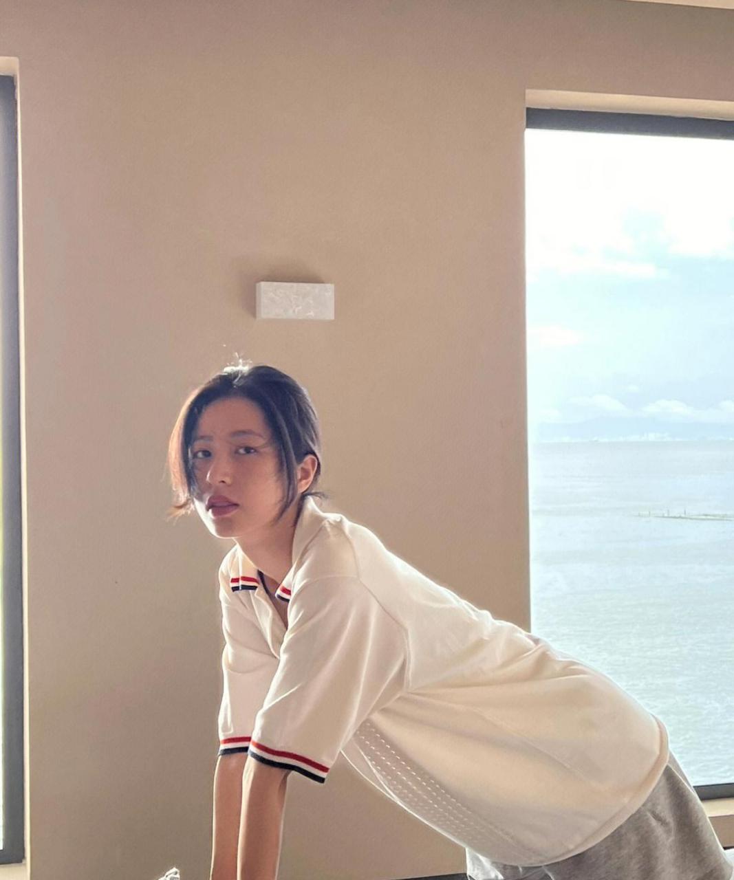 周雨彤,居家生活照,温柔小姐姐