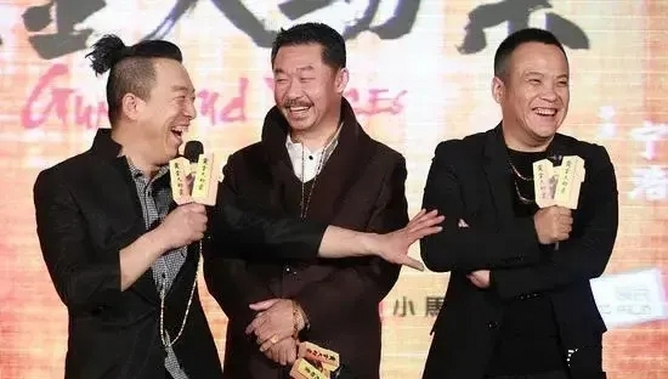 导演宁浩筹拍《疯狂的石头》时,请刘桦出演"道哥",刘桦:"请我可不便宜