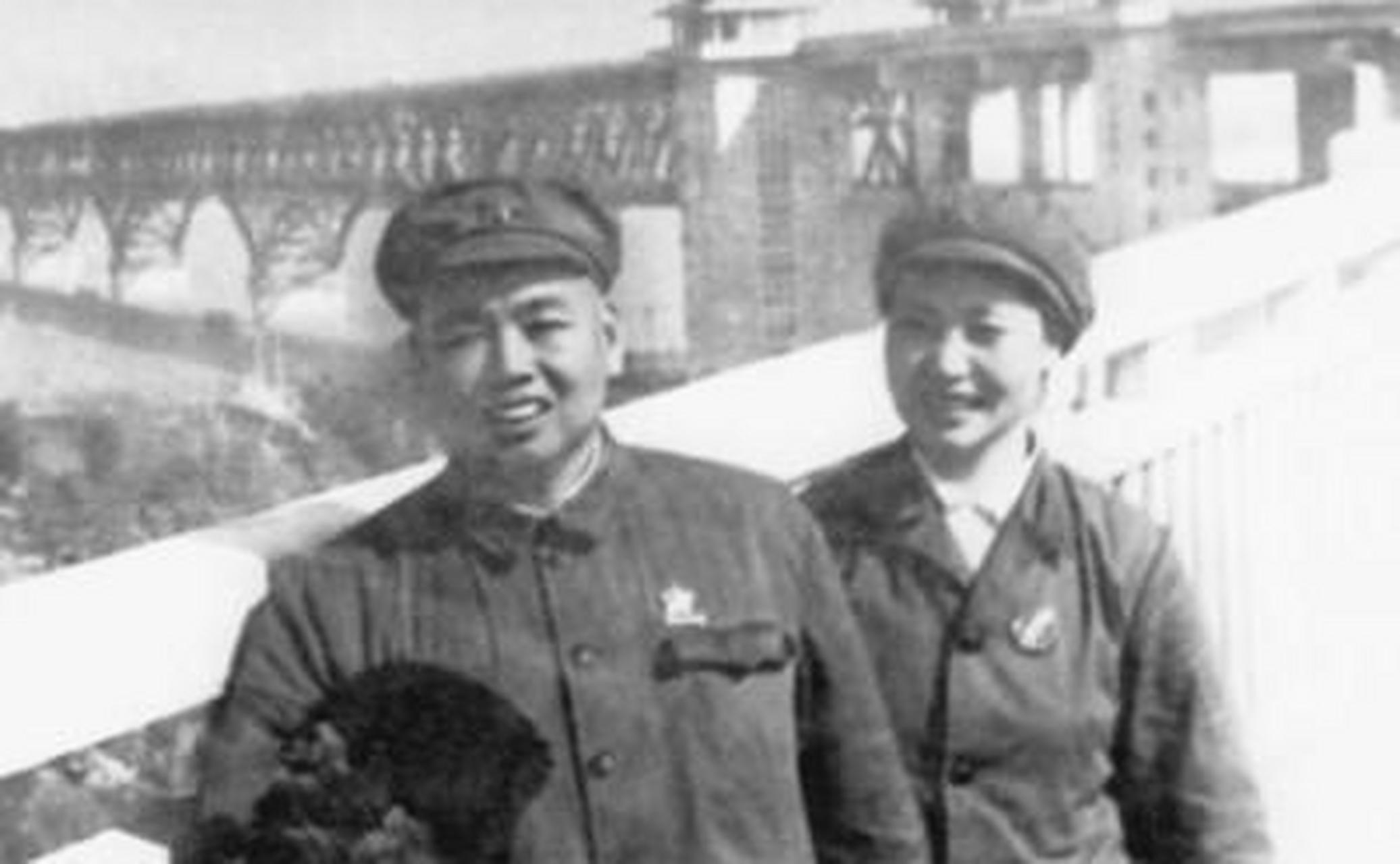 1943年,许世友和第三任妻子田明兰(田普)举行了婚礼,许世友在婚礼上一