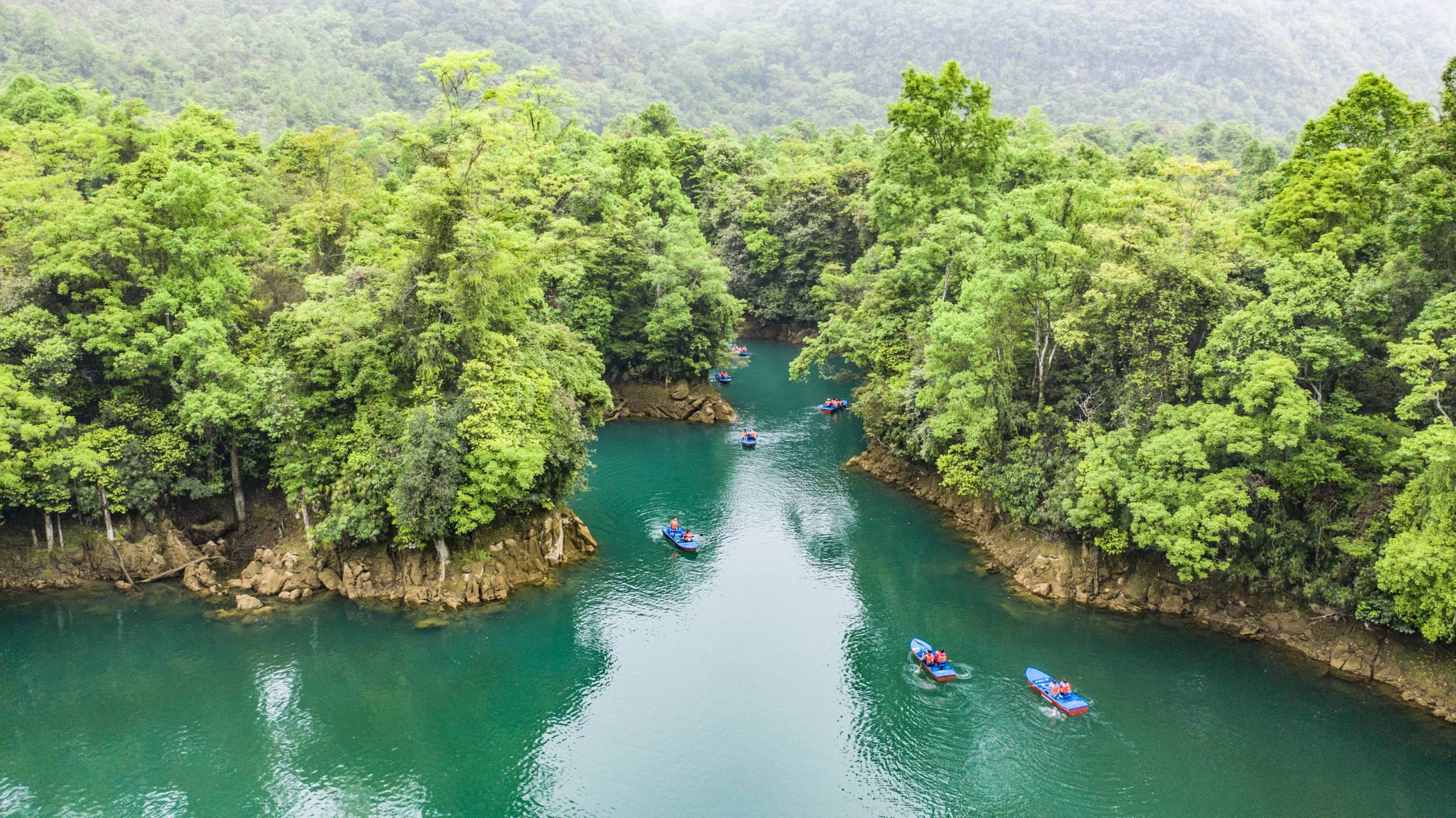 山川毓秀图片