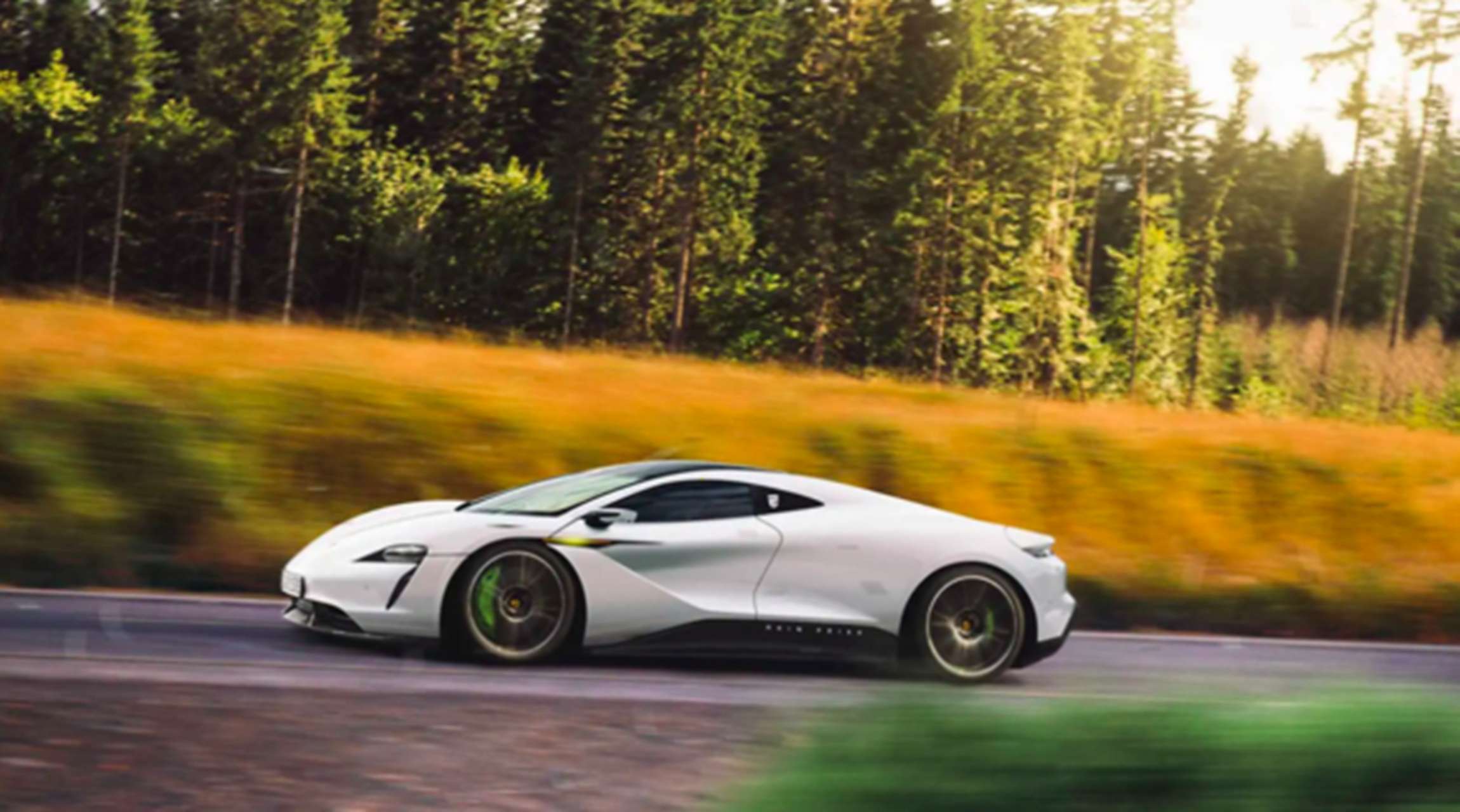 【保时捷全新超跑渲染图 车尾设计汲取918元素 采用中置发动机布局】