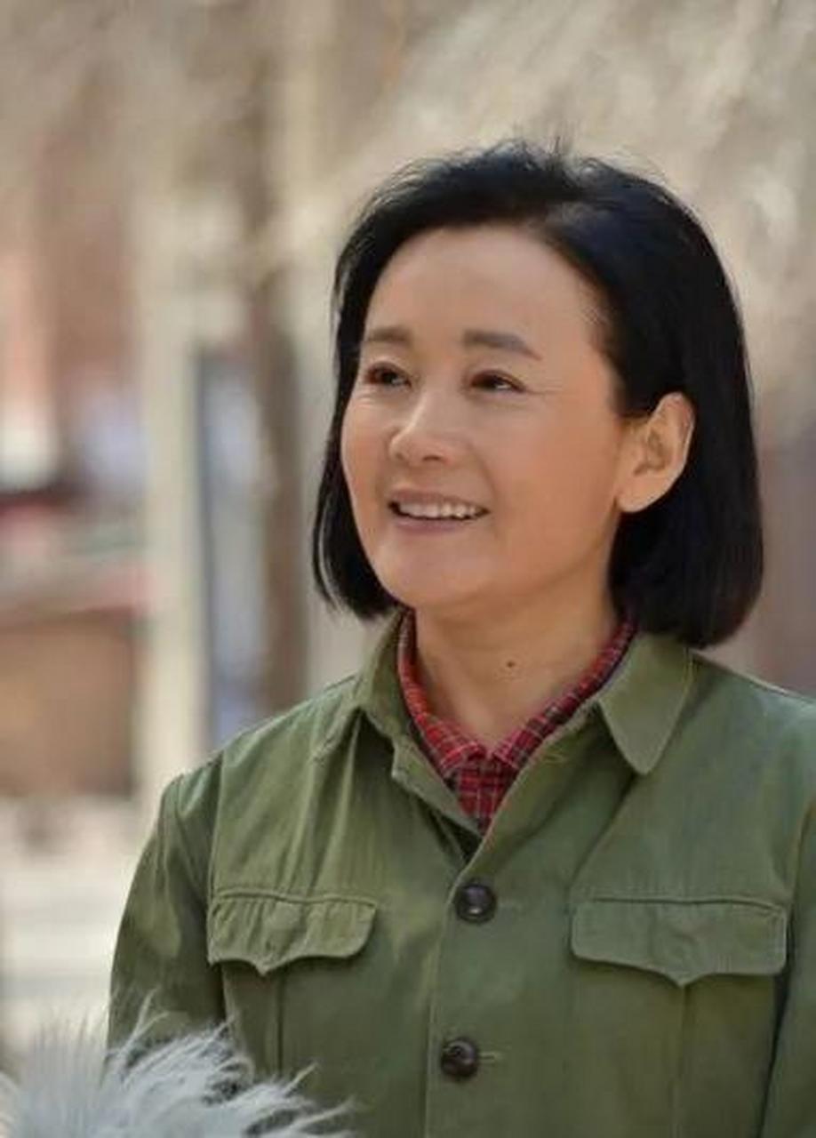 娜仁花,是中国演员,她在电影和电视剧领域有着出色的表现.