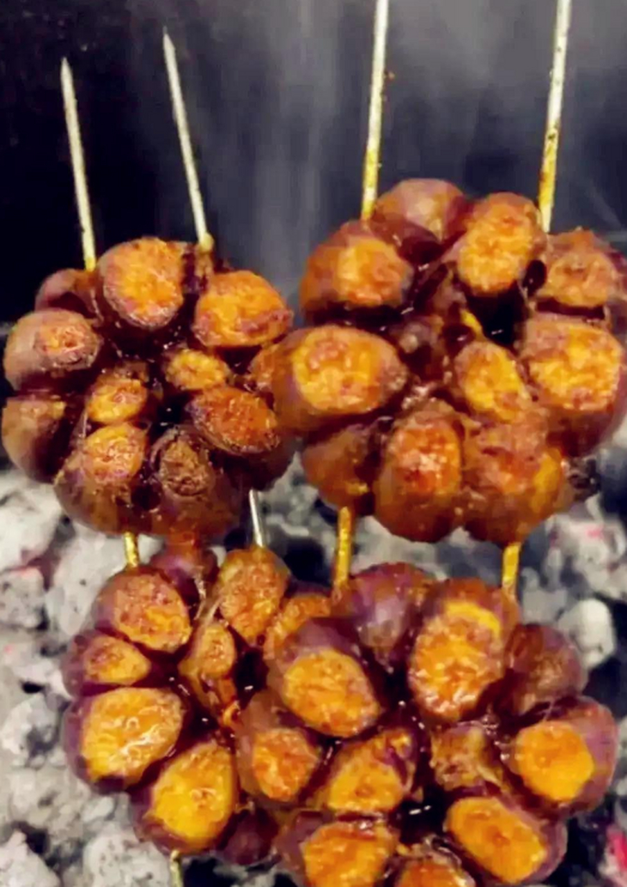 朋友非说烤大蒜好吃,我怎么没有觉得!