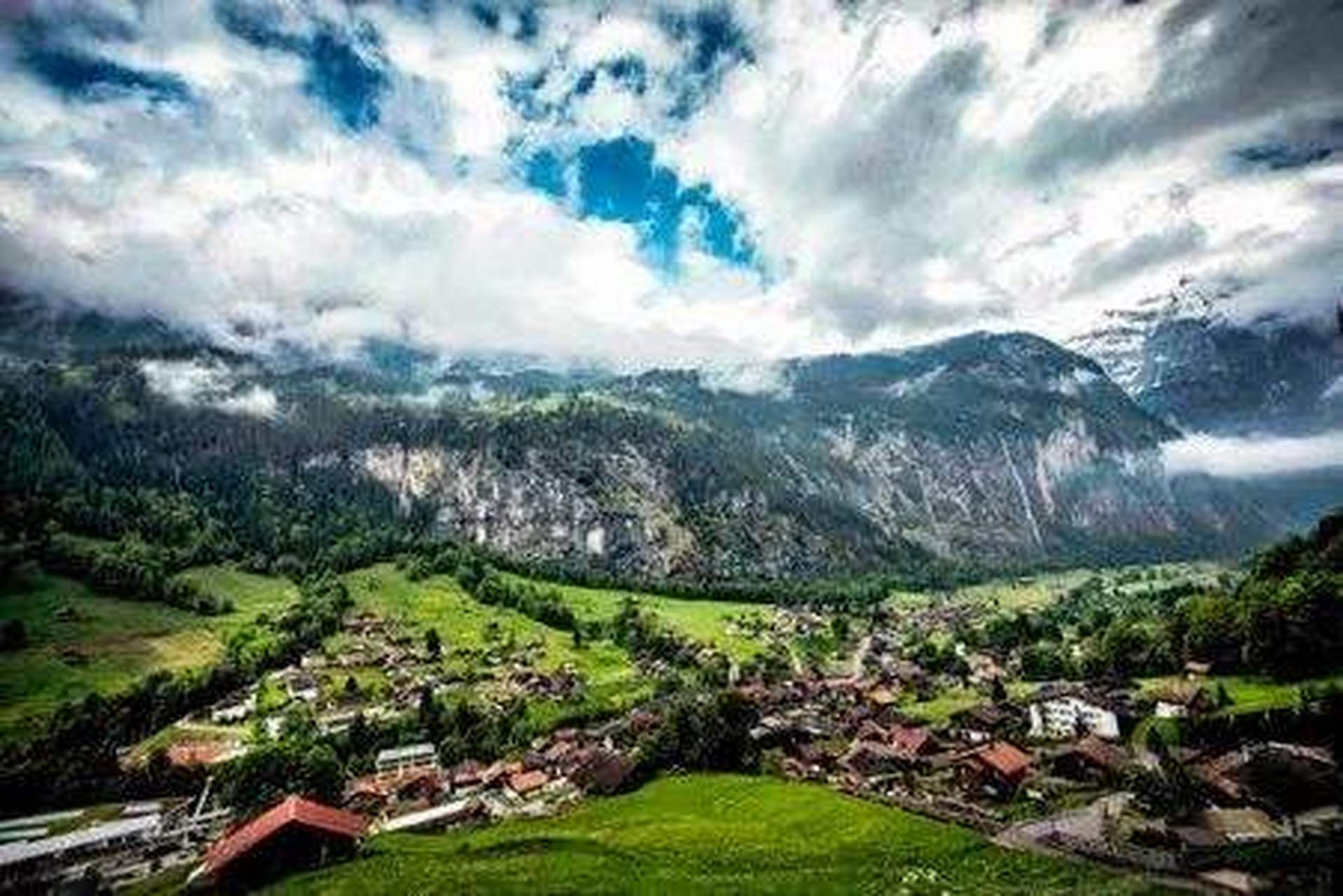 说走就走的旅行##慢游周末 玩go成都# 因特拉肯:这里有个好听的别称