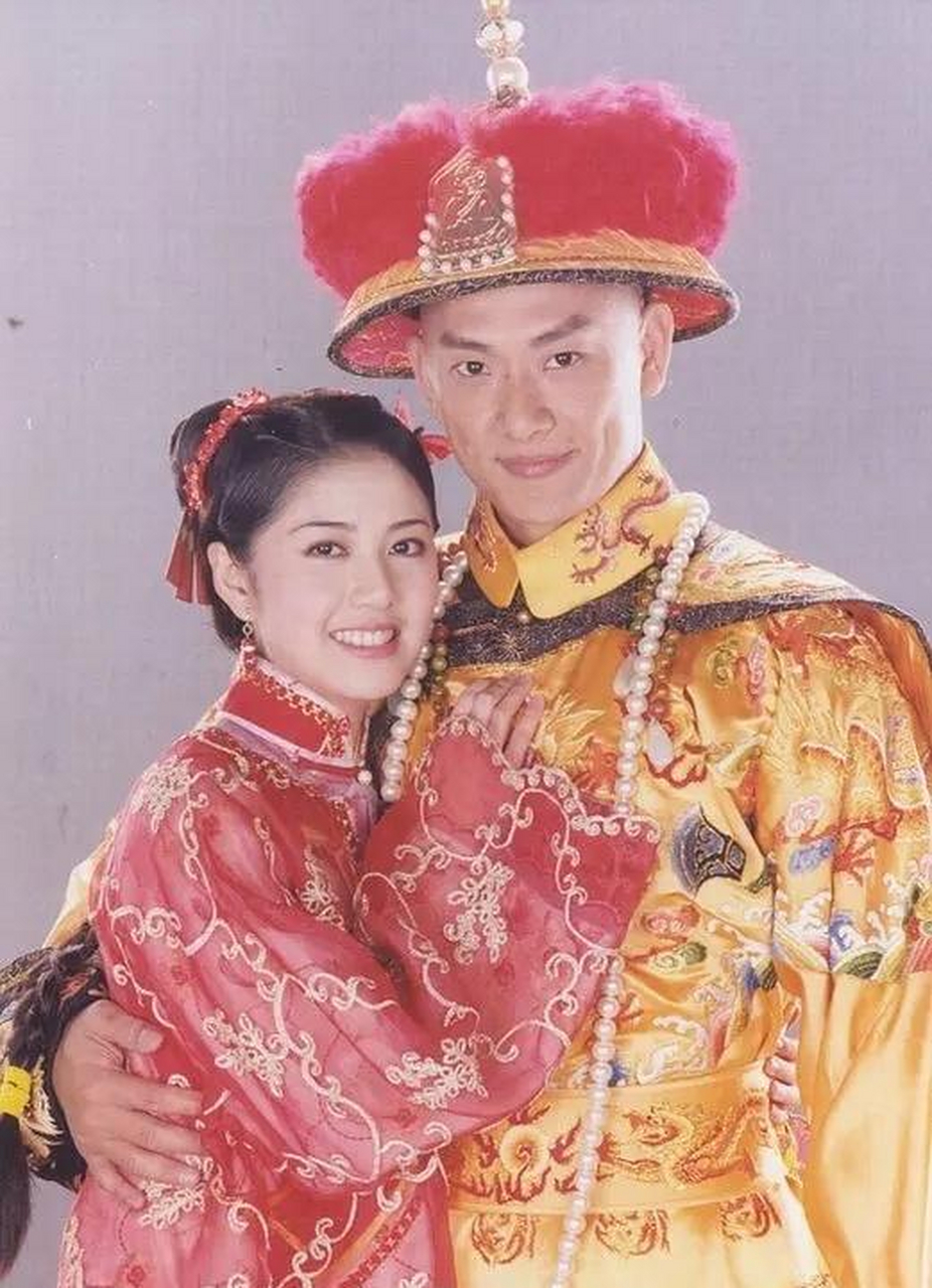 2001年电视剧《玉指环》剧照