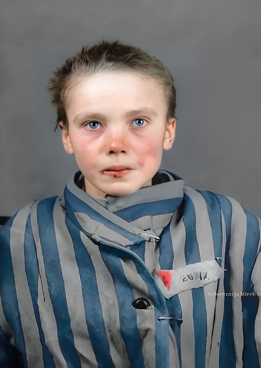 1943年,德国纳粹在奥斯威辛集中营杀害了14岁的波兰天主教山女孩