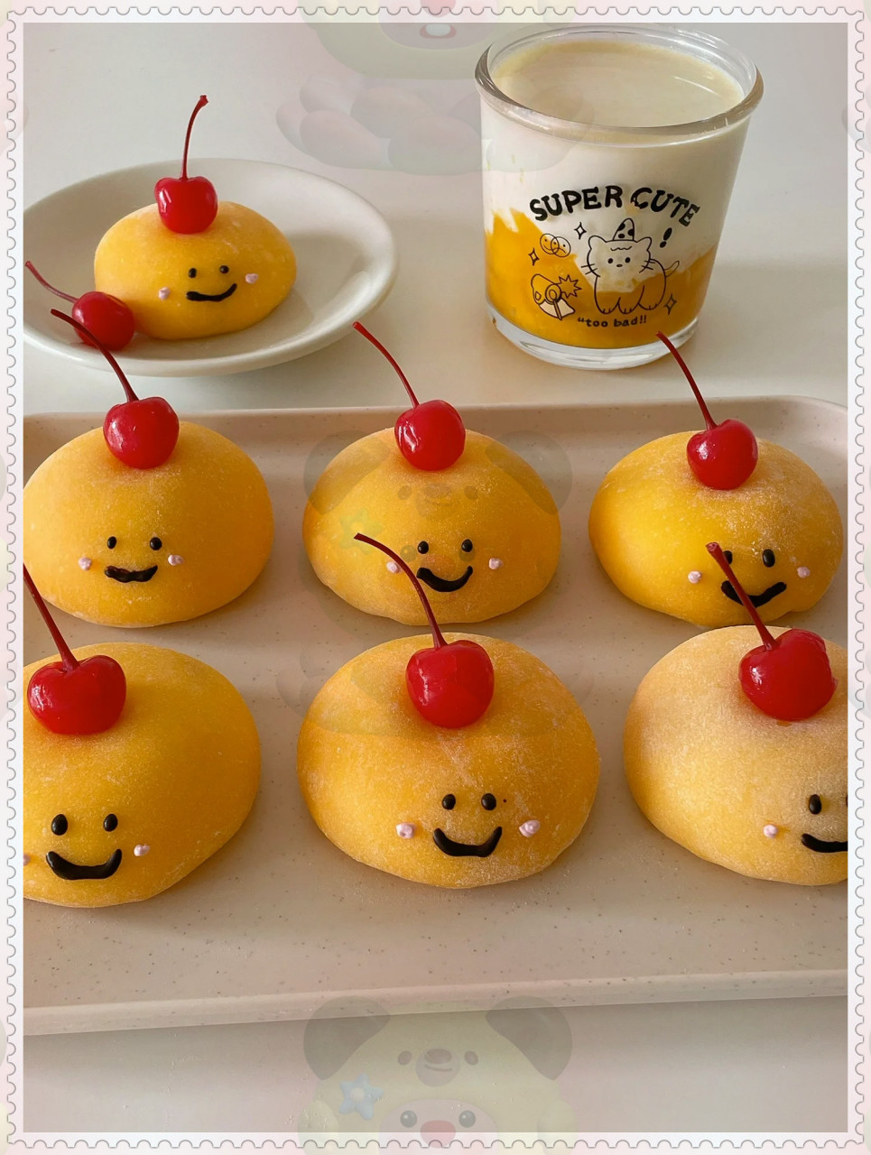 芒果奶油大福  准备材料:饼皮部分:糯米粉120g,玉米淀粉30g,白砂糖35g