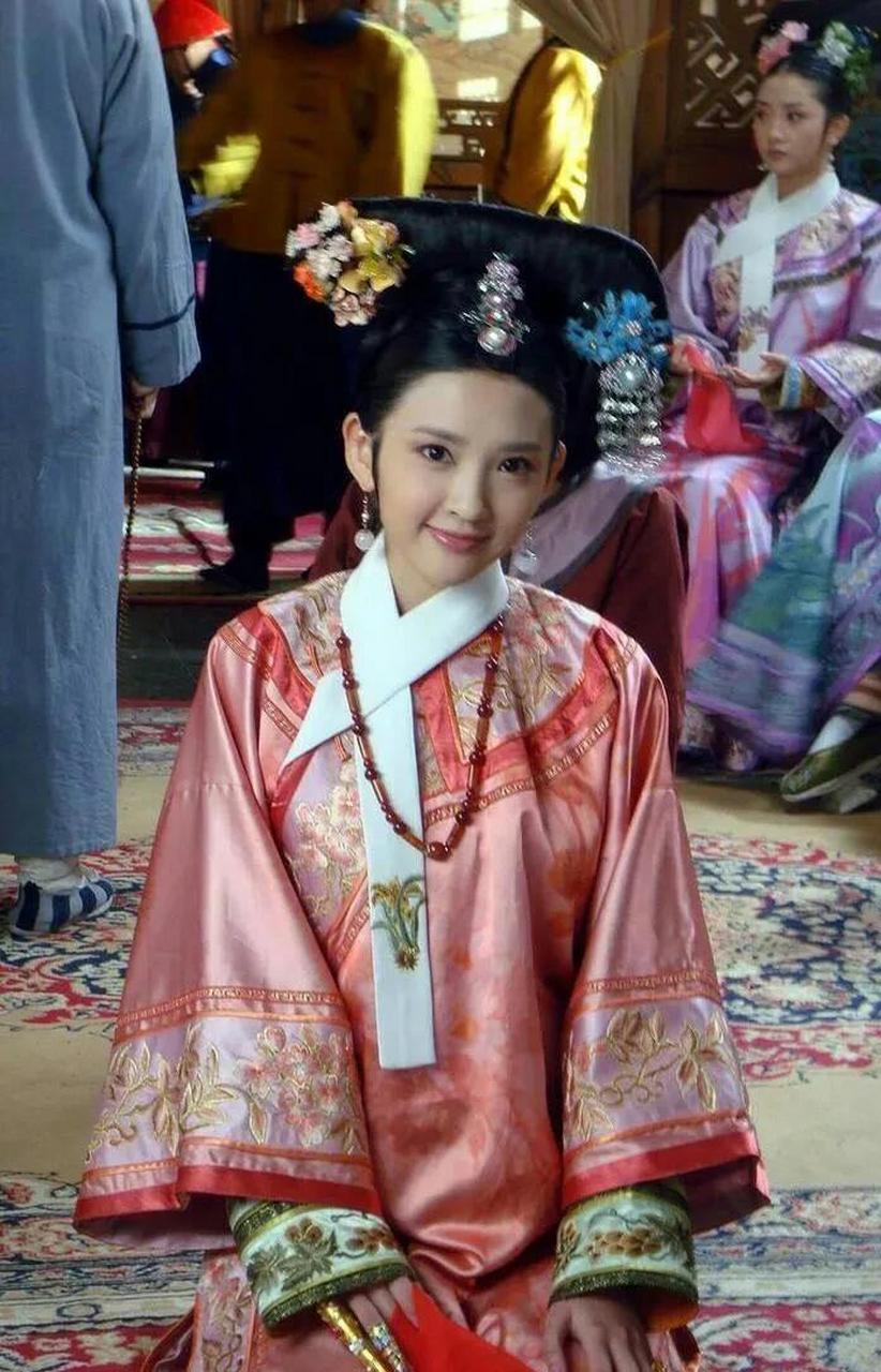 gif创作人 唐艺昕把《甄嬛传》里的祺贵人演活了,娇滴滴水灵灵,我见