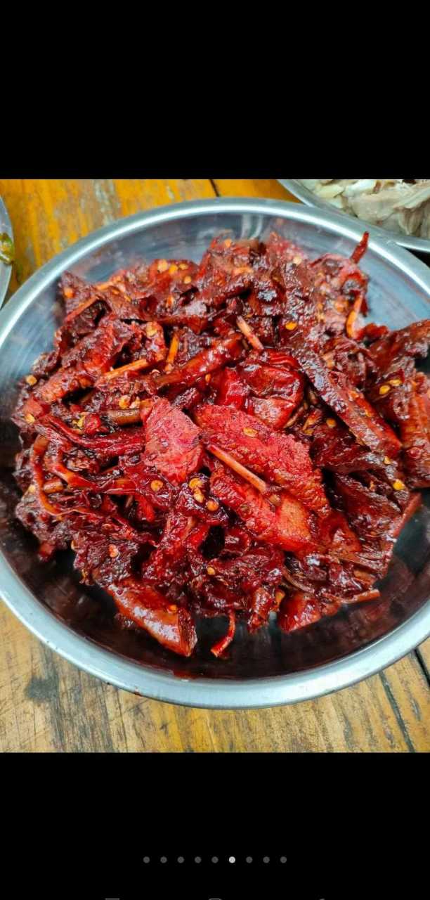 黔东南少数民族特色美食[抠鼻] 《血红》,《牛瘪》[奥利给]