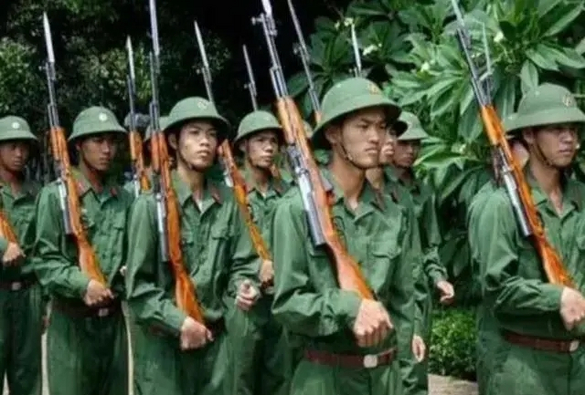 1980年黎笋集团再生一计,出动337师52团向中国法卡山地区发起挑衅,越