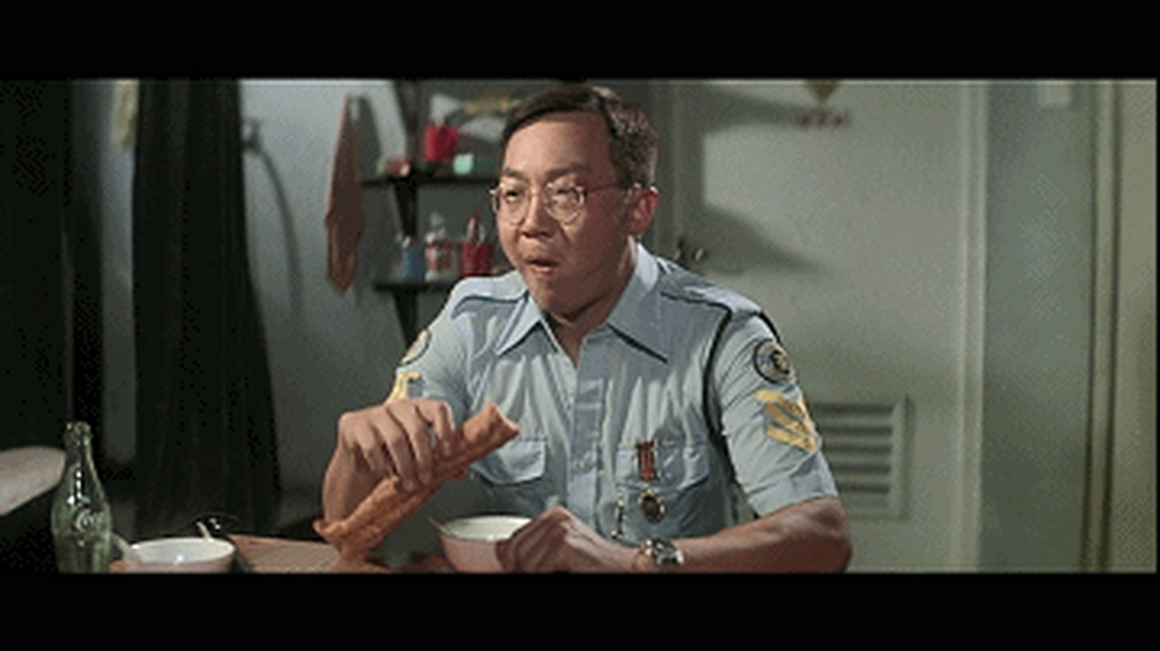 1981年香港华语片票房第一名《摩登保镖》,1776万港币 导演: 许冠文
