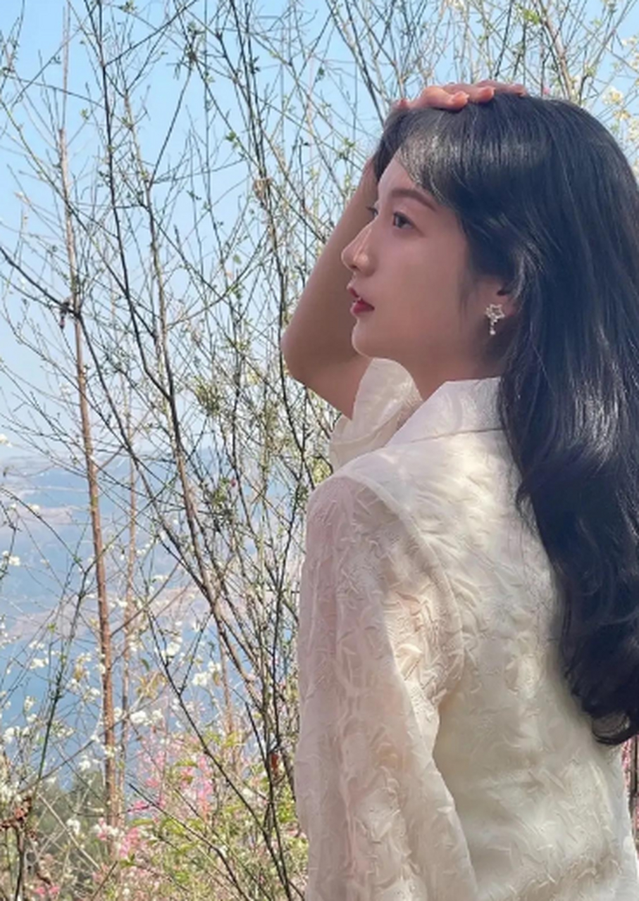 好多人说我是他们见过的最美侧脸女孩.