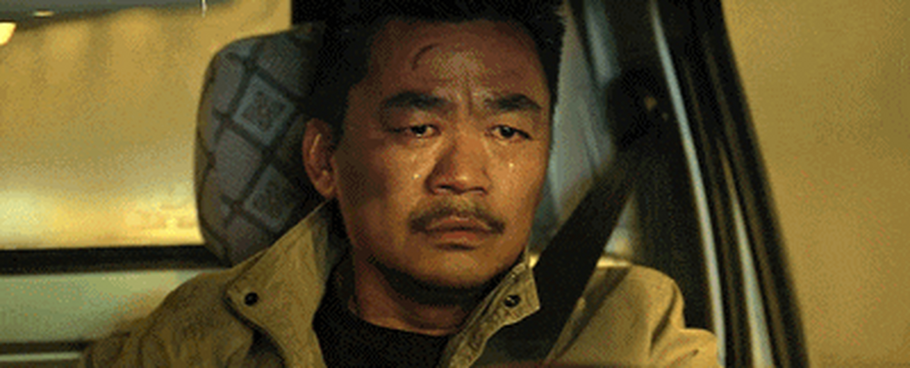 的是那些孩子大口大口吃饭,痛痛快快洗澡的情景,真的很触动,很惹人哭