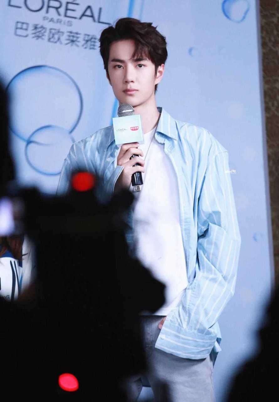 给我的美女粉丝们上一组我们洛阳的明星.