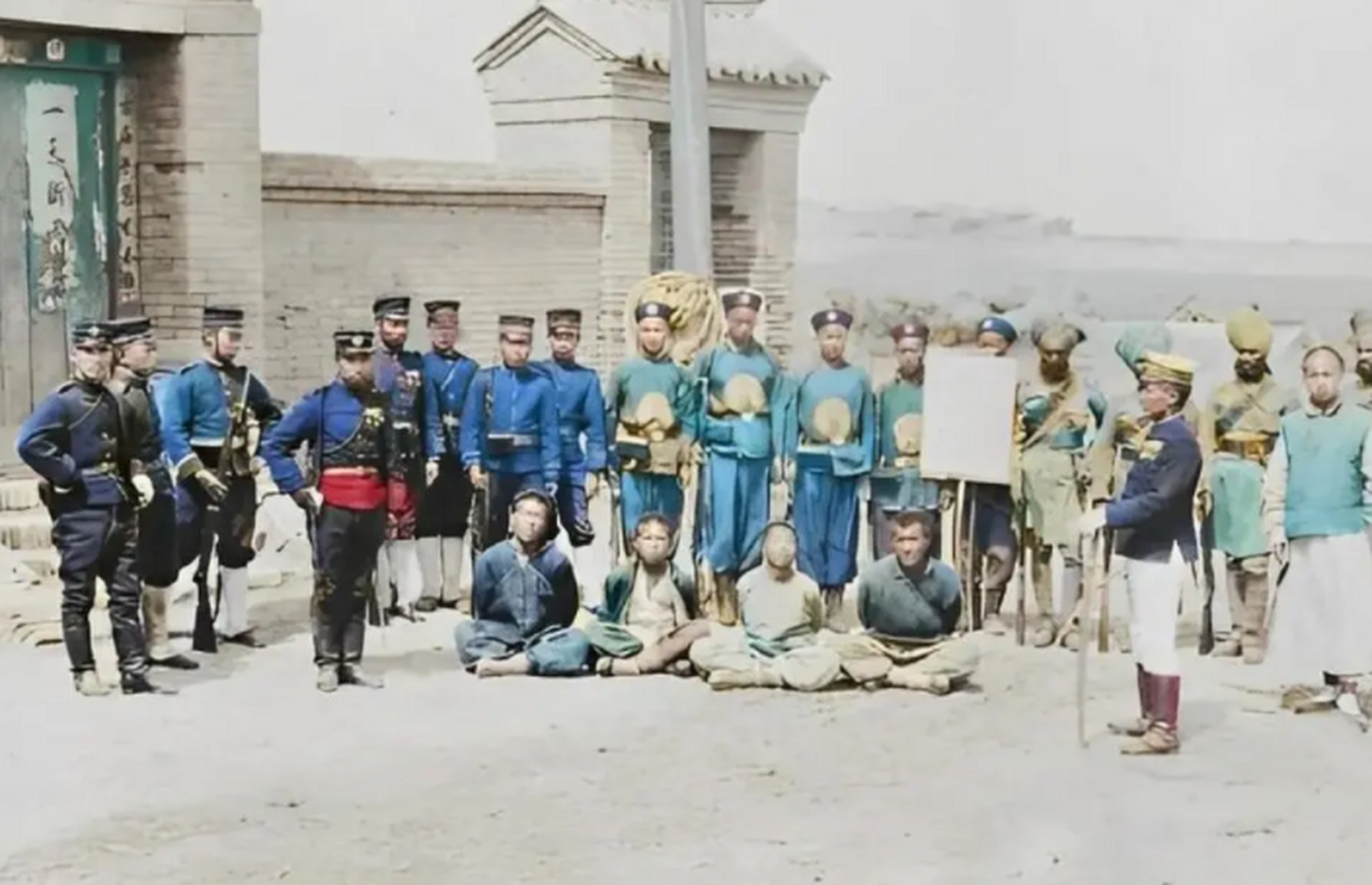 清朝老照片:联合行动在天津抓捕了四名义和团拳民