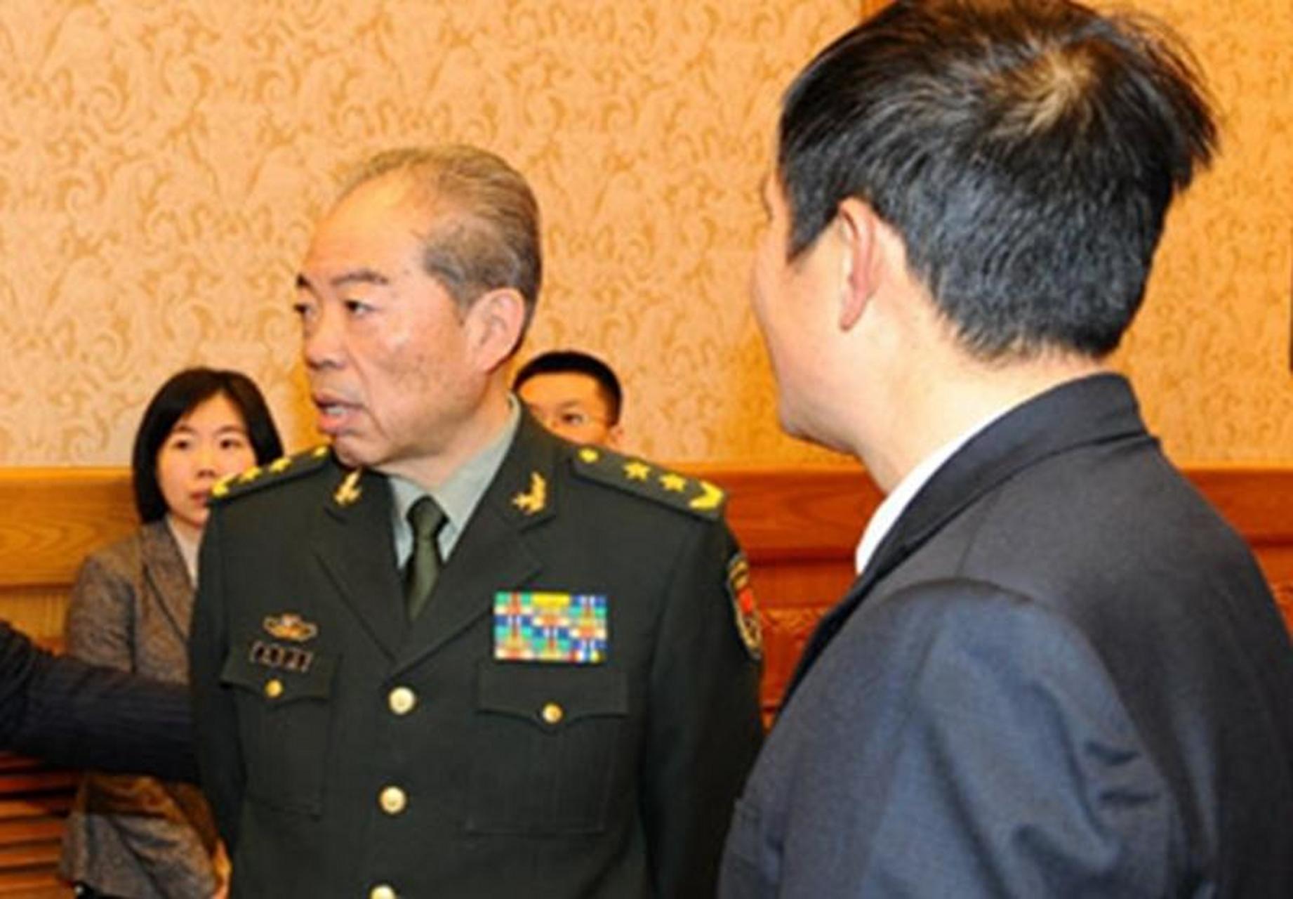 陈再方:总装备部高级将领,59岁授中将,父亲曾主持军委日常工作 总装备