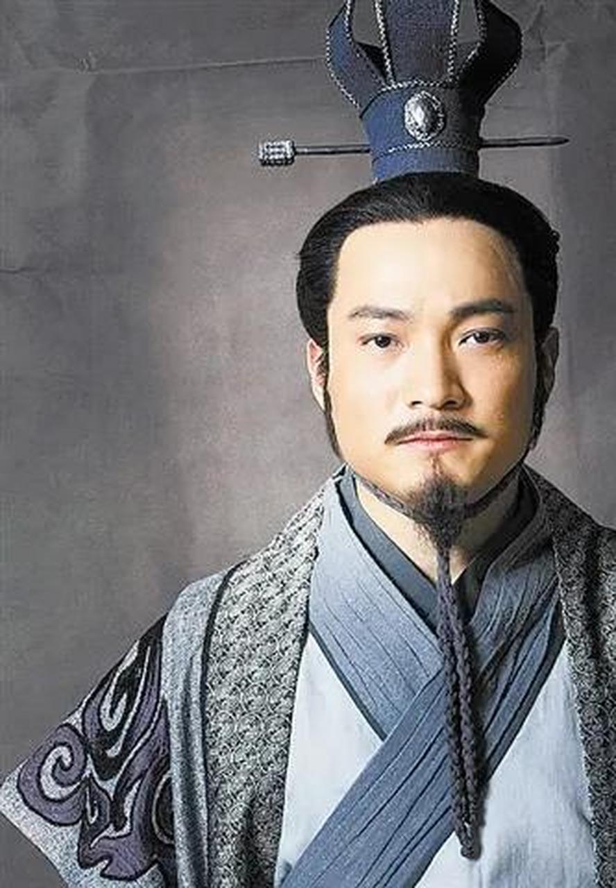 前312年,楚怀王因为秦国宰相张仪对他的一再戏耍,愤而出兵攻打秦国.